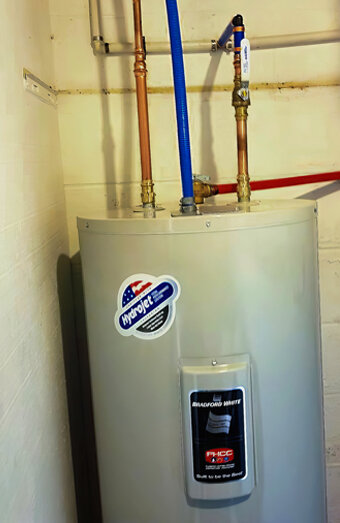 https://coogeehotwater.com.au/uploads/2025/06/electric-hot-water-system-32554.jpg