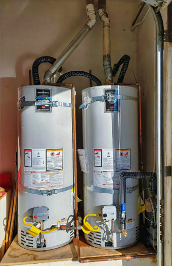 https://coogeehotwater.com.au/uploads/2025/06/gas-hot-water-system-93779.jpg