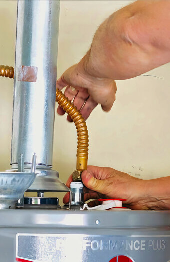 https://coogeehotwater.com.au/uploads/2025/06/hot-water-installs-71493.jpg
