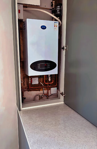https://coogeehotwater.com.au/uploads/2025/06/instant-hot-water-systems-44293.jpg