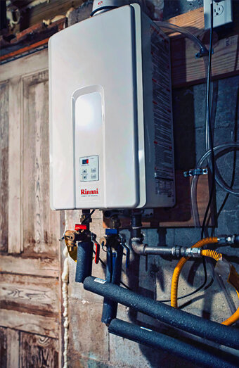 https://coogeehotwater.com.au/uploads/2025/06/thermostatic-water-systems-43287.jpg